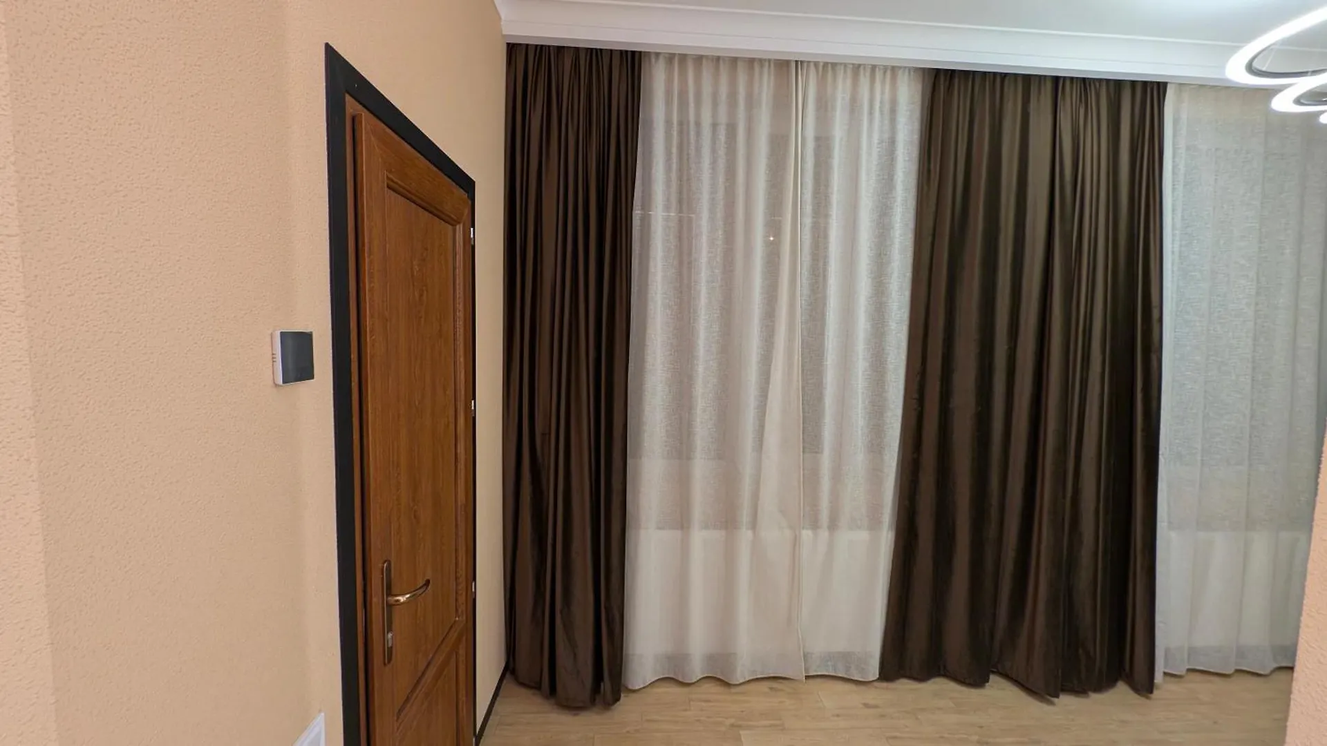 Tbilisi Eden Apartment 0*,